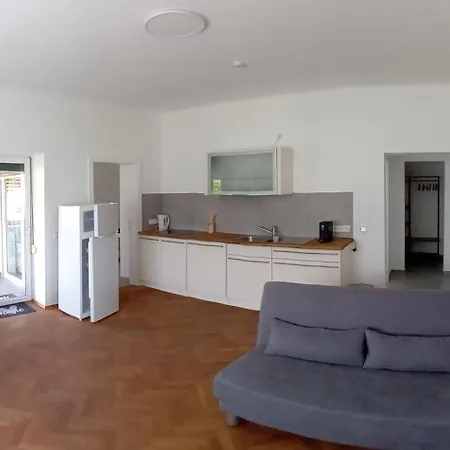 Apartman Lind Appartments